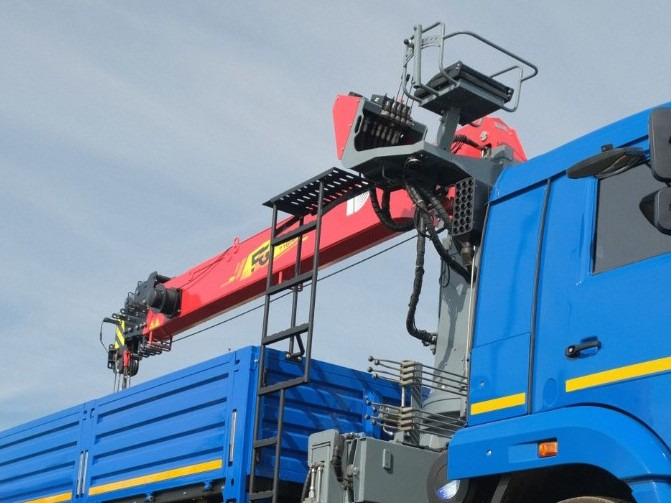 Тросовый кран-манипулятор FG 716НР - Кран-манипулятор: фото 2 Тросовый кран-манипулятор FG 716НР - Кран-манипулятор: фото 2