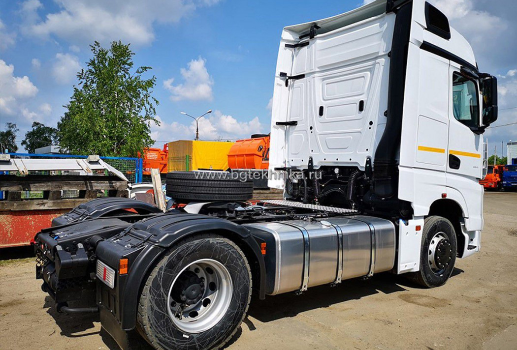 Седельный тягач КАМАЗ 54901-022-94 - Тягач: фото 4 Седельный тягач КАМАЗ 54901-022-94 - Тягач: фото 4