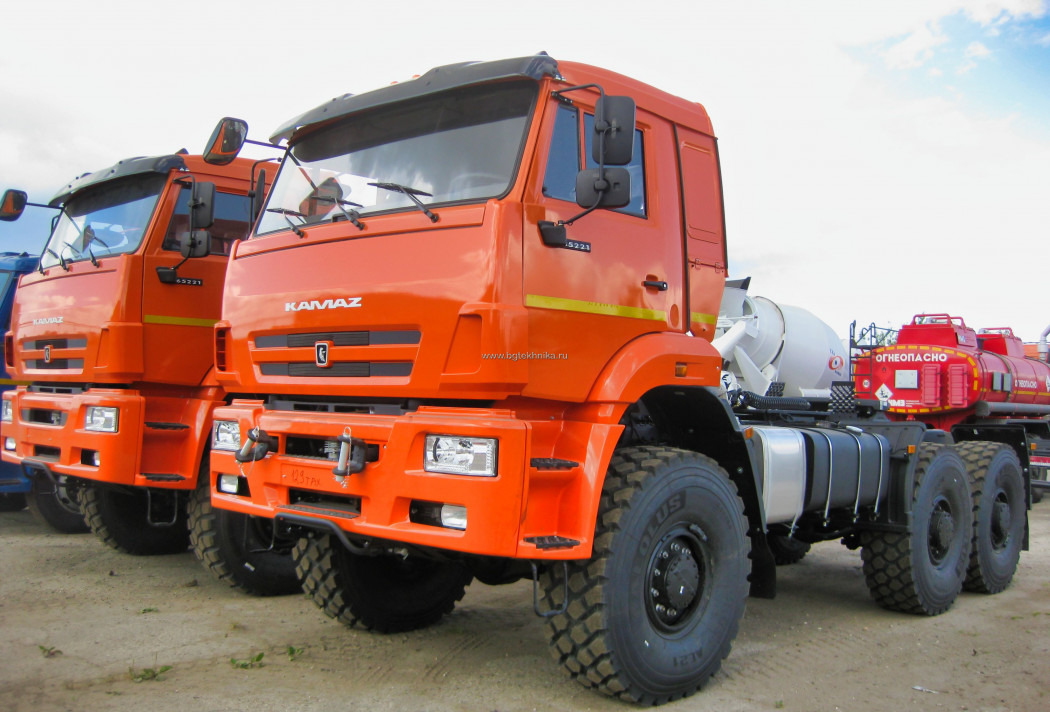 Седельный тягач КАМАЗ 65221-526020-53 - Тягач: фото 2 Седельный тягач КАМАЗ 65221-526020-53 - Тягач: фото 2