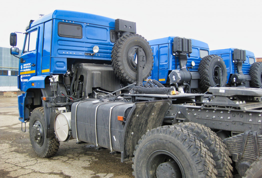 Седельный тягач КАМАЗ 65225-6214-47(RT) - Тягач: фото 2 Седельный тягач КАМАЗ 65225-6214-47(RT) - Тягач: фото 2