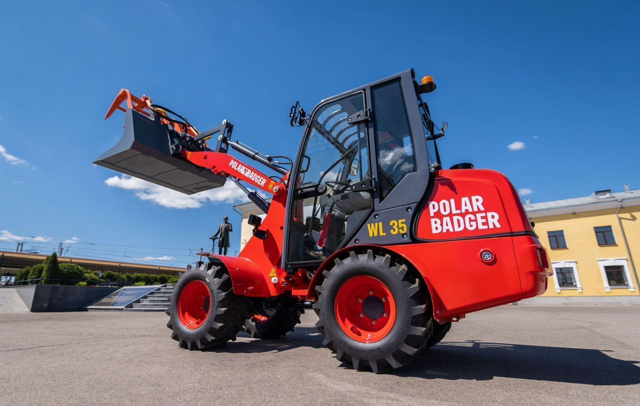 Новый Фронтальный мини погрузчик Polar Badger WL35: фото 6