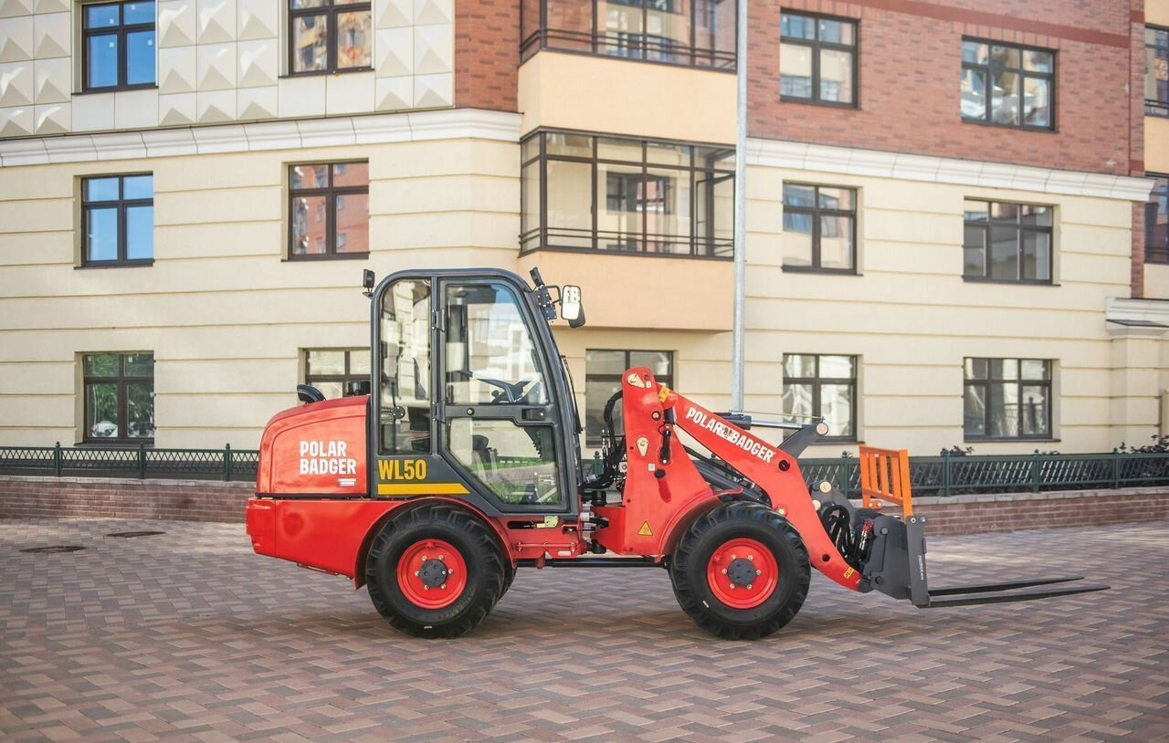 Новый Фронтальный мини погрузчик Polar Badger WL50: фото 6