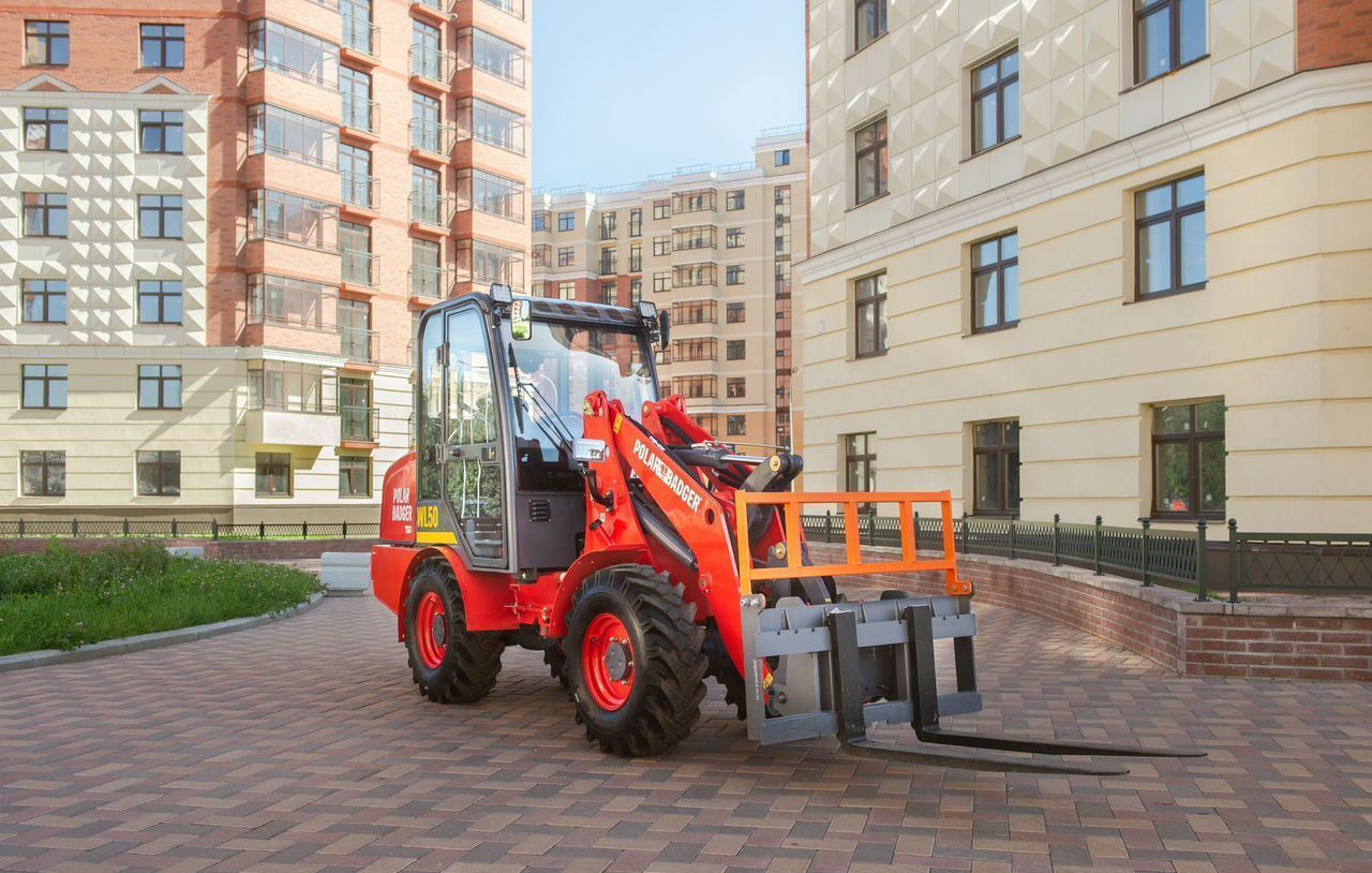 Polar Badger WL50 - Фронтальный мини погрузчик: фото 4 Polar Badger WL50 - Фронтальный мини погрузчик: фото 4