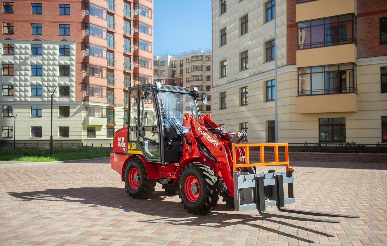 Polar Badger WL50 - Фронтальный мини погрузчик: фото 2 Polar Badger WL50 - Фронтальный мини погрузчик: фото 2