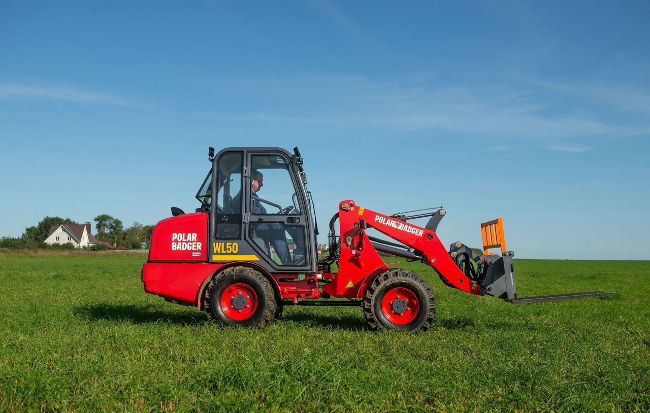 Новый Фронтальный мини погрузчик Polar Badger WL50: фото 9