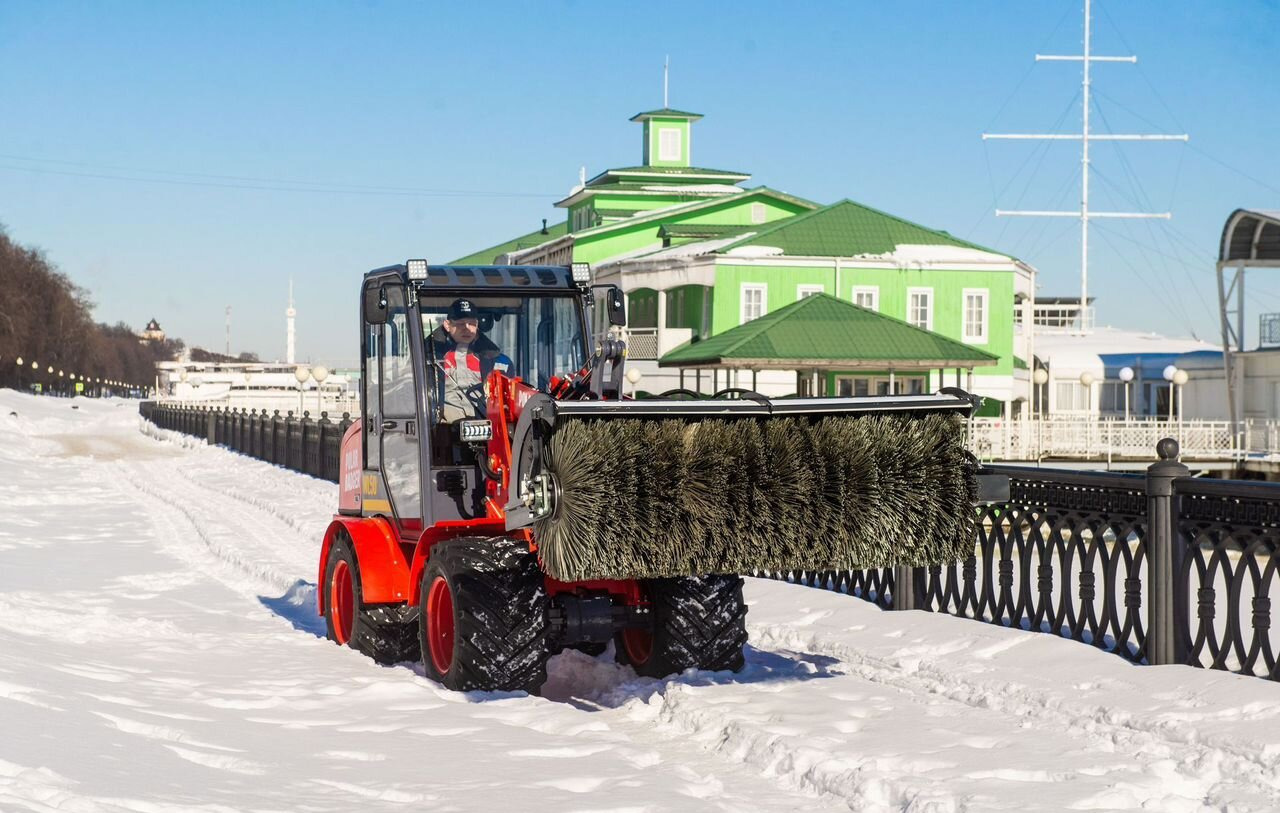 Новый Фронтальный телескопический погрузчик Polar Badger WL50T: фото 17