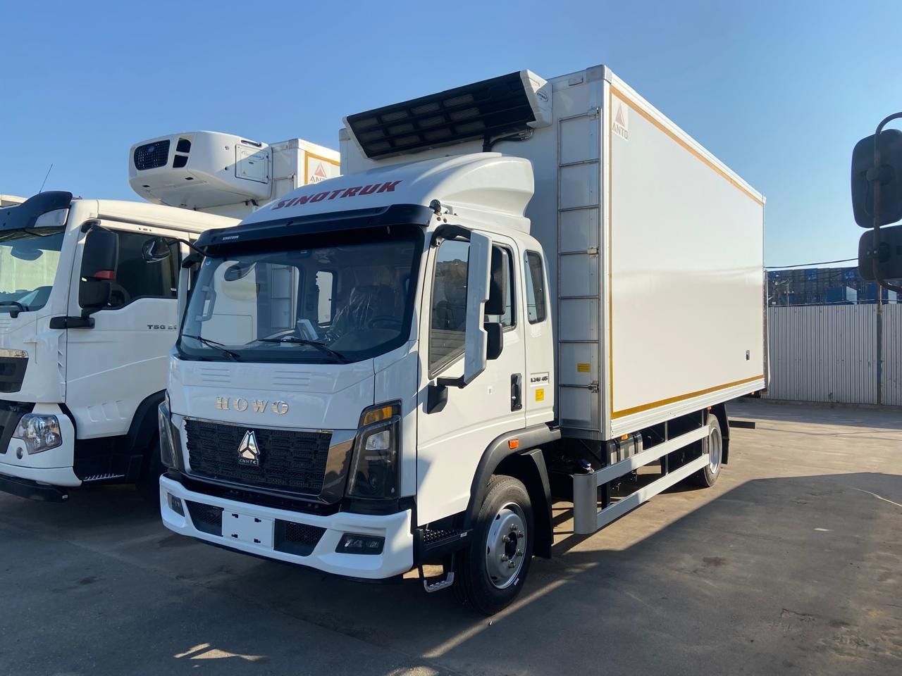 HOWO ZZ1117H4515E1 - Рефрижератор: фото 1 HOWO ZZ1117H4515E1 - Рефрижератор: фото 1
