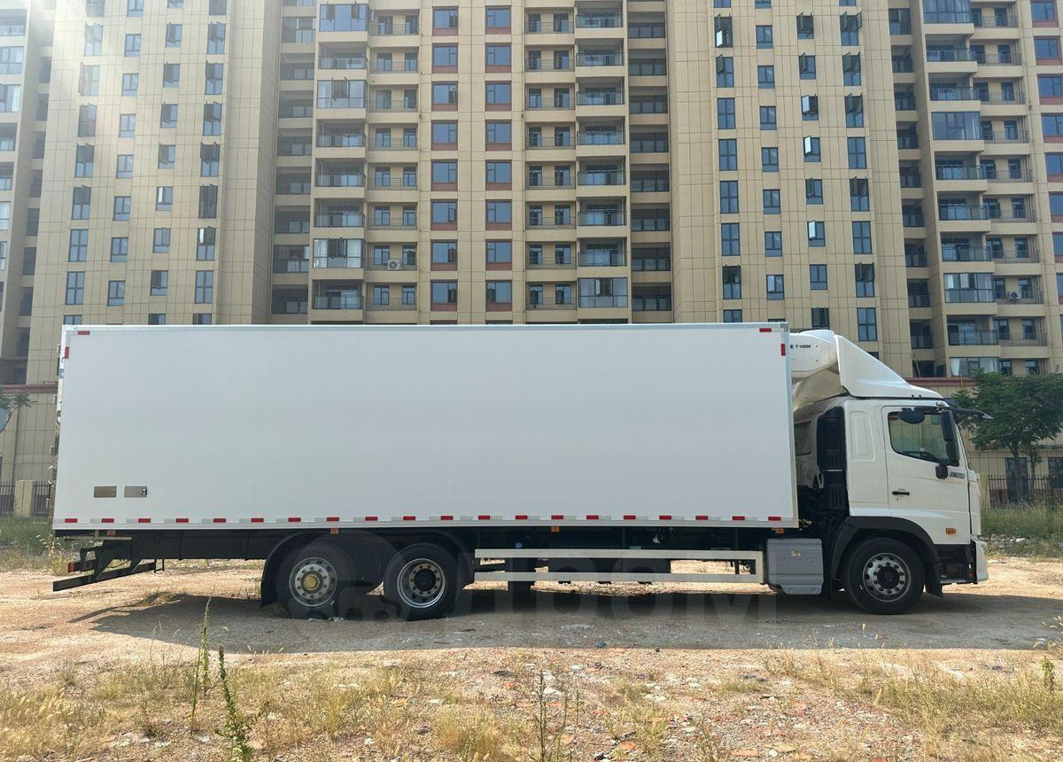 Hino 700 - Рефрижератор: фото 5 Hino 700 - Рефрижератор: фото 5