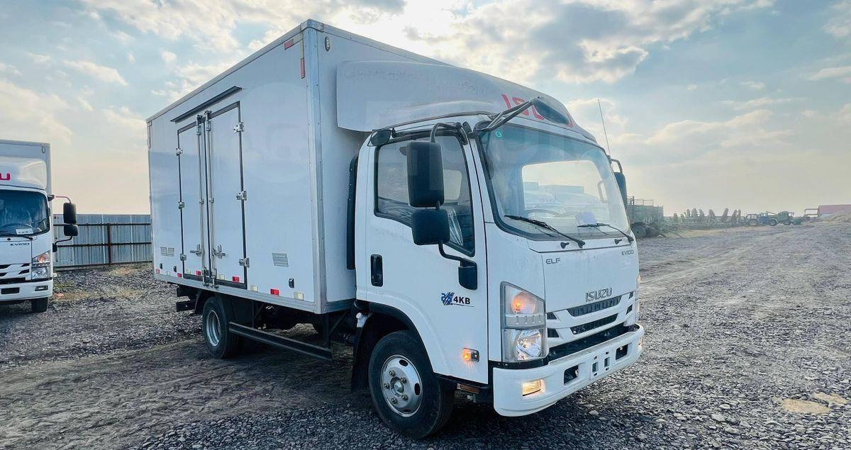 Новый Изотермический грузовик Isuzu Elf: фото 6 Новый Изотермический грузовик Isuzu Elf: фото 6