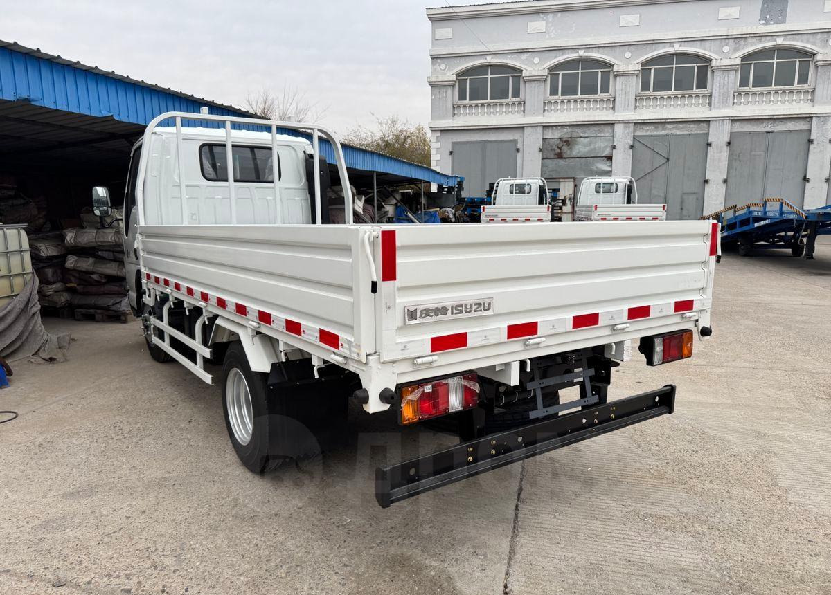 Isuzu Elf - Бортовой грузовик/ Платформа: фото 5 Isuzu Elf - Бортовой грузовик/ Платформа: фото 5