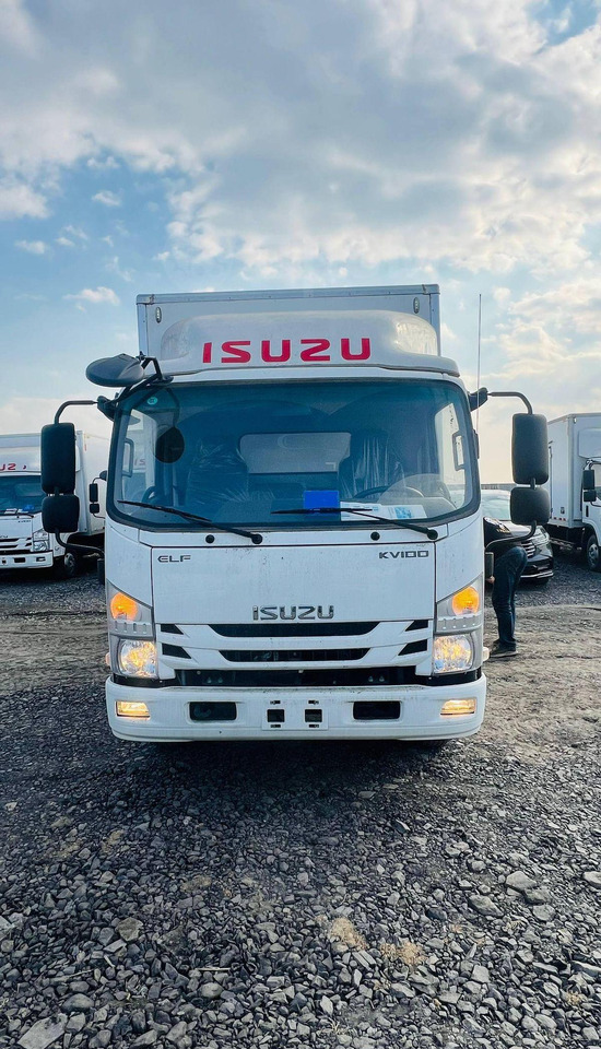 Isuzu Elf - Изотермический грузовик: фото 5 Isuzu Elf - Изотермический грузовик: фото 5