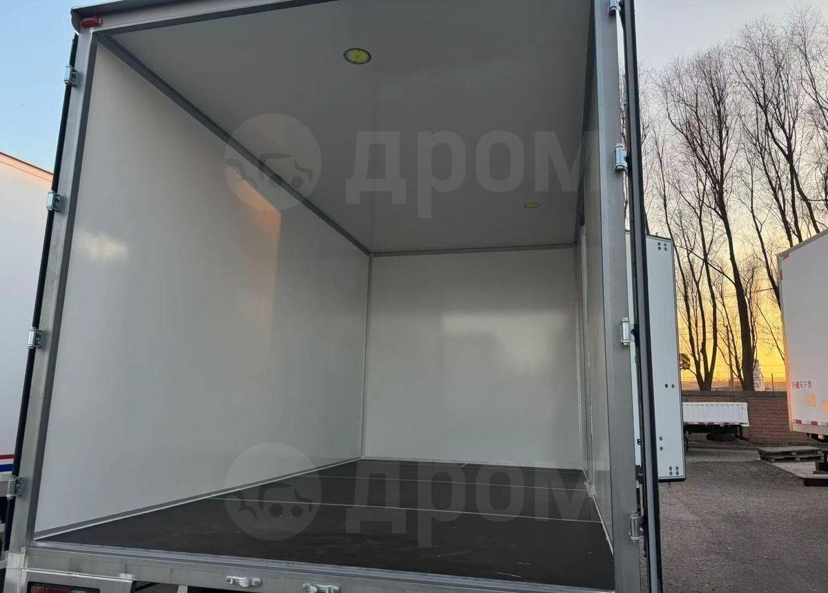 Новый Изотермический грузовик Isuzu Elf: фото 10