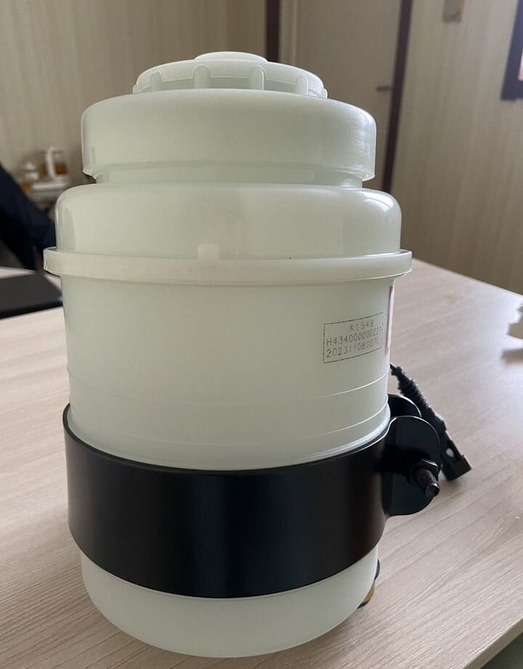 FOTON Бачок гура foton auman - Система охлаждения: фото 1 FOTON Бачок гура foton auman - Система охлаждения: фото 1