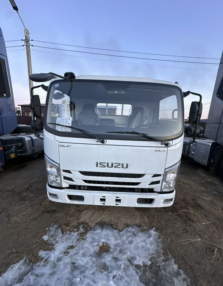 Isuzu Elf - Бортовой грузовик/ Платформа: фото 2 Isuzu Elf - Бортовой грузовик/ Платформа: фото 2