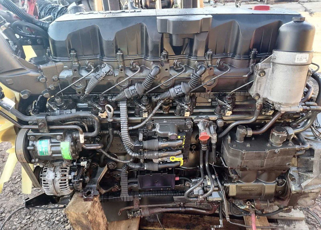 DAF XF - Двигатель: фото 2 DAF XF - Двигатель: фото 2