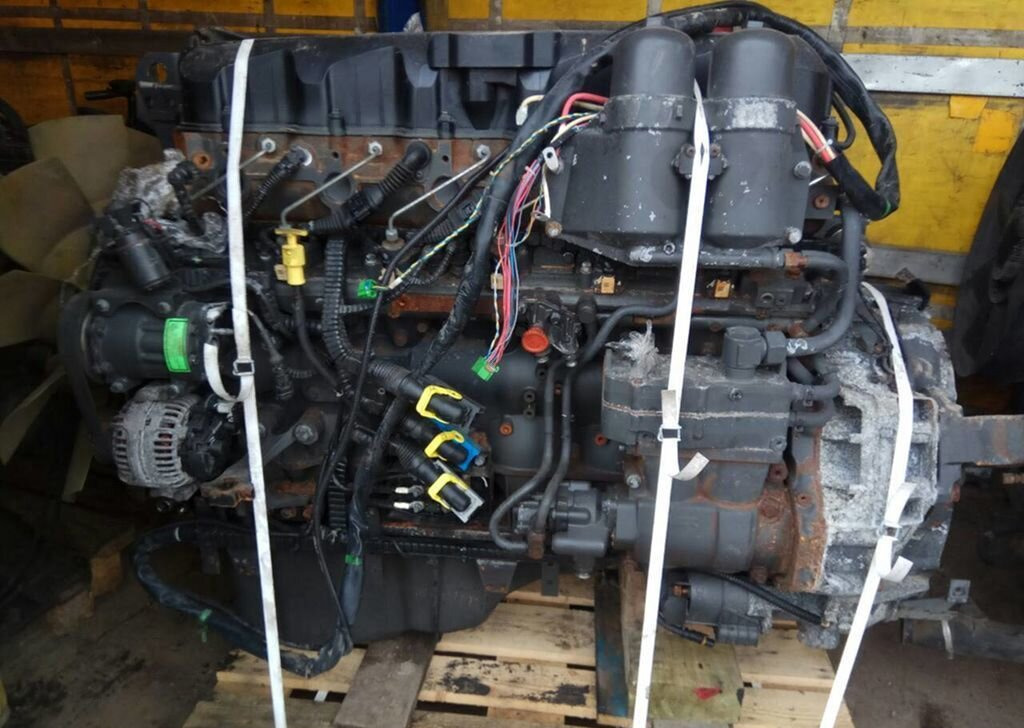 DAF XF - Двигатель: фото 4 DAF XF - Двигатель: фото 4