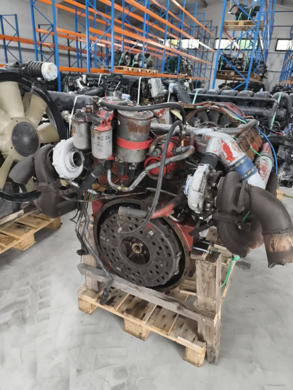 Двигатель DEUTZ 1996 BF8L513 BF8L513 - Двигатель: фото 5 Двигатель DEUTZ 1996 BF8L513 BF8L513 - Двигатель: фото 5