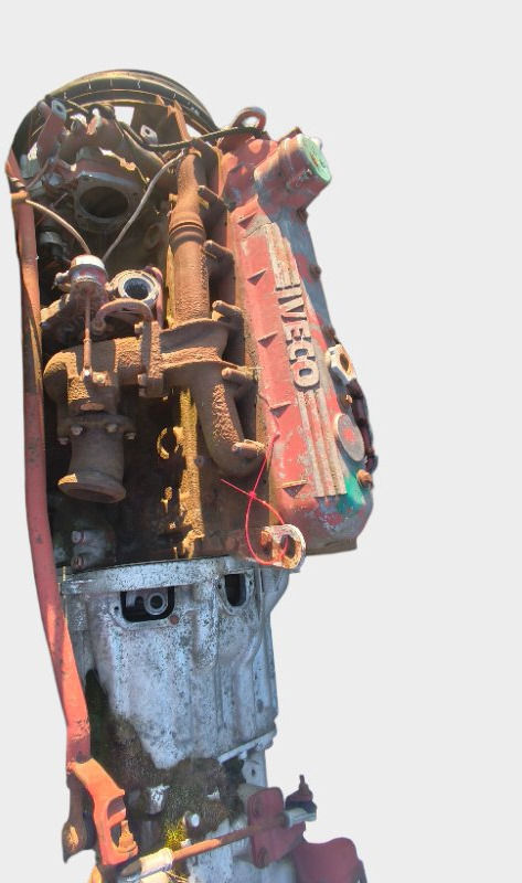 Двигатель IVECO 1999 806045S EUROCARGO 8060.45S - Двигатель: фото 2 Двигатель IVECO 1999 806045S EUROCARGO 8060.45S - Двигатель: фото 2