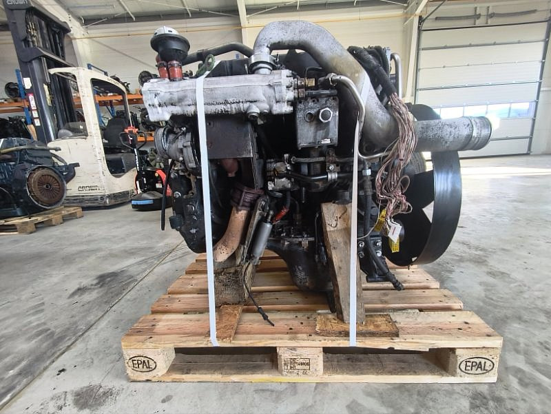 Двигатель MAN 10.210 2008 D0834 TGL D0834LFL52 - Двигатель: фото 3 Двигатель MAN 10.210 2008 D0834 TGL D0834LFL52 - Двигатель: фото 3