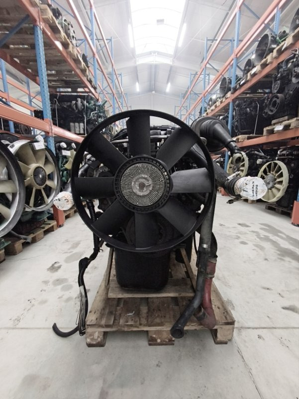 Двигатель MAN 12.284 2000 D0836 M2000 D0836LF01 - Двигатель: фото 1 Двигатель MAN 12.284 2000 D0836 M2000 D0836LF01 - Двигатель: фото 1