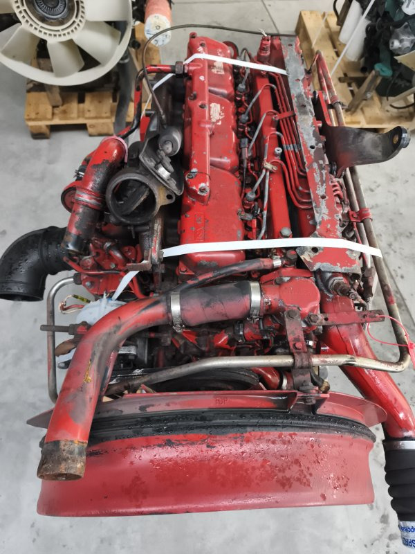 Двигатель MAN 24.262 1995 0826 MAN LE D0826LF13 - Двигатель: фото 2 Двигатель MAN 24.262 1995 0826 MAN LE D0826LF13 - Двигатель: фото 2