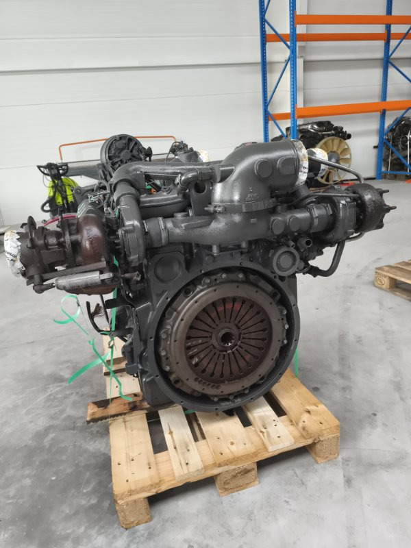 Двигатель MERCEDES 1993 402901 SK OM402LA 402.901 - Двигатель: фото 3 Двигатель MERCEDES 1993 402901 SK OM402LA 402.901 - Двигатель: фото 3