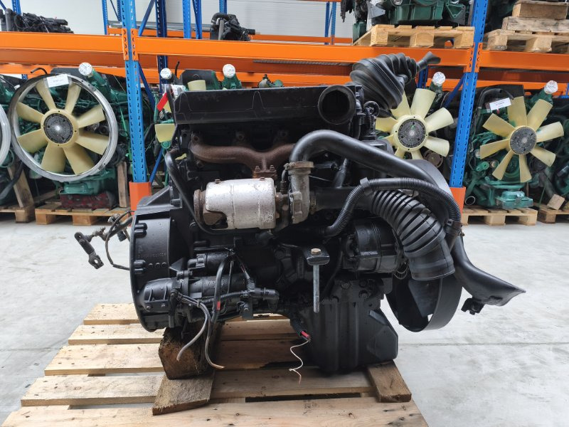 Двигатель MERCEDES 2000 OM904LA904922 ATEGO OM904LA 904.922 - Двигатель: фото 4 Двигатель MERCEDES 2000 OM904LA904922 ATEGO OM904LA 904.922 - Двигатель: фото 4