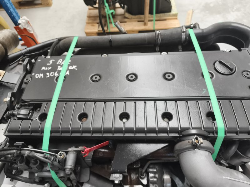 Двигатель MERCEDES 2008 OM906LA902927 AXOR OM906LA 902927 - Двигатель: фото 5 Двигатель MERCEDES 2008 OM906LA902927 AXOR OM906LA 902927 - Двигатель: фото 5