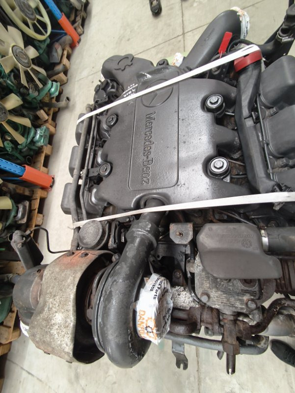 Двигатель MERCEDES Actros 2002 OM501LA541942 ACTROS OM501LA 541.942 - Двигатель: фото 2 Двигатель MERCEDES Actros 2002 OM501LA541942 ACTROS OM501LA 541.942 - Двигатель: фото 2