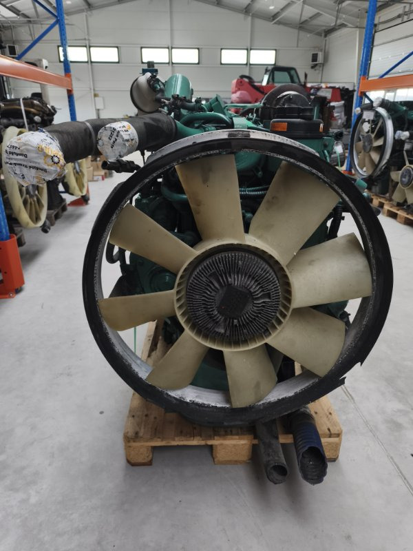 Двигатель VOLVO 1997 D10A360 FM10 D10A360 - Двигатель: фото 1 Двигатель VOLVO 1997 D10A360 FM10 D10A360 - Двигатель: фото 1