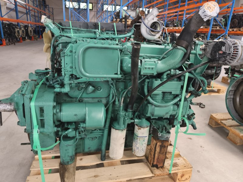 Двигатель VOLVO 2003 D7C310 FL FM D7C310 - Двигатель: фото 4 Двигатель VOLVO 2003 D7C310 FL FM D7C310 - Двигатель: фото 4