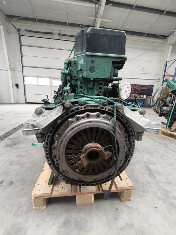 Двигатель VOLVO 2004 D12D460 FH12 D12D460 - Двигатель: фото 4 Двигатель VOLVO 2004 D12D460 FH12 D12D460 - Двигатель: фото 4