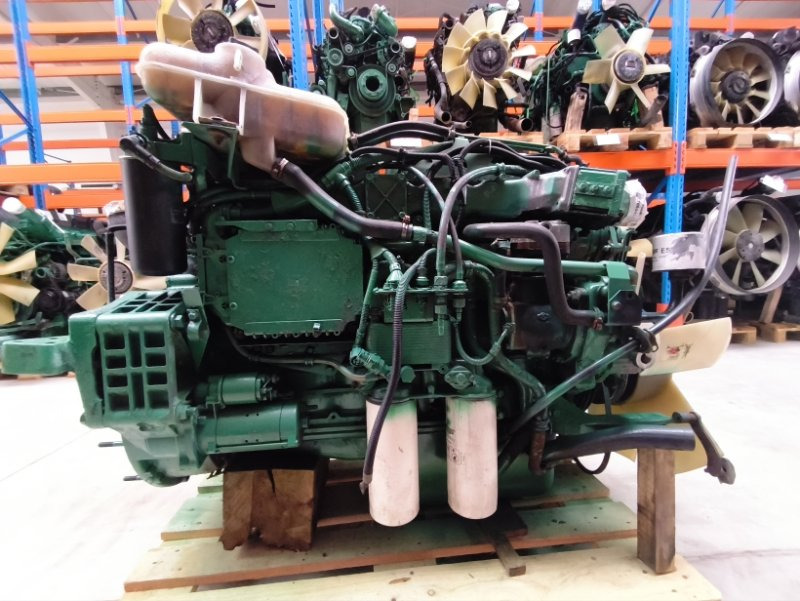 Двигатель VOLVO 2005 D6B250 FL FE D6B250 - Двигатель: фото 3 Двигатель VOLVO 2005 D6B250 FL FE D6B250 - Двигатель: фото 3