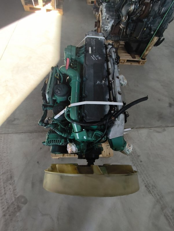 Двигатель VOLVO 2008 D7E290 FL FE D7E290 - Двигатель: фото 2 Двигатель VOLVO 2008 D7E290 FL FE D7E290 - Двигатель: фото 2