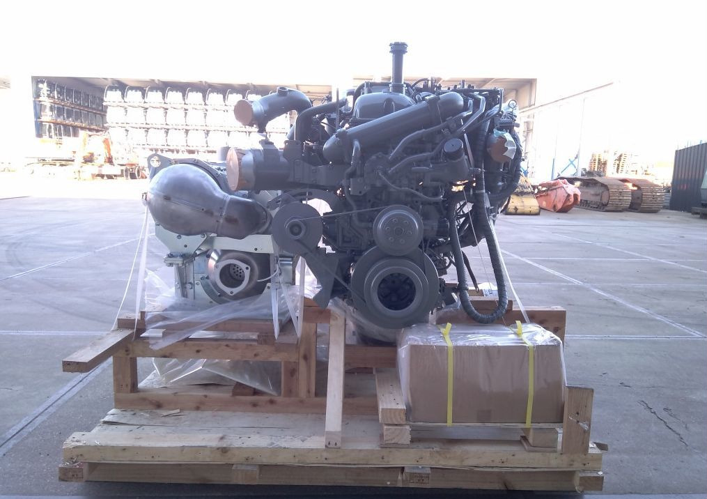 Hitachi DX-40M - Двигатель: фото 5 Hitachi DX-40M - Двигатель: фото 5