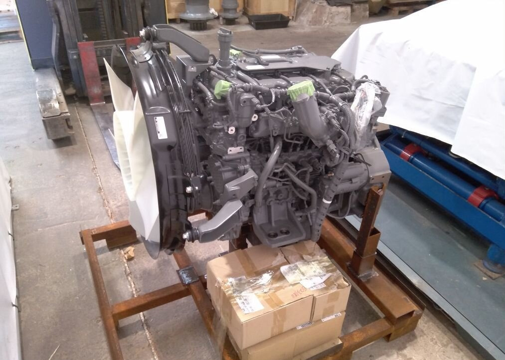 Hitachi KD-40P - Двигатель: фото 4 Hitachi KD-40P - Двигатель: фото 4