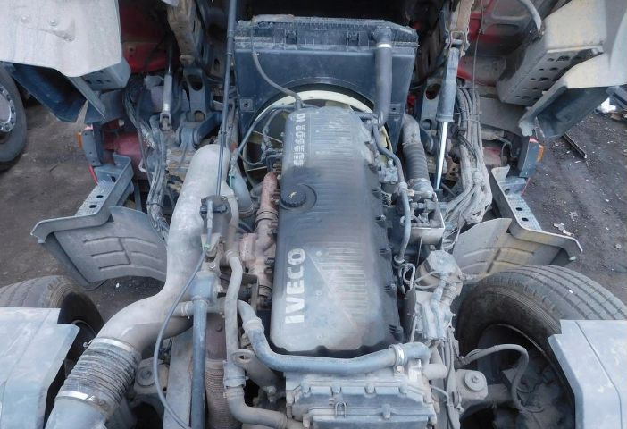 IVECO Tector - Двигатель: фото 1 IVECO Tector - Двигатель: фото 1