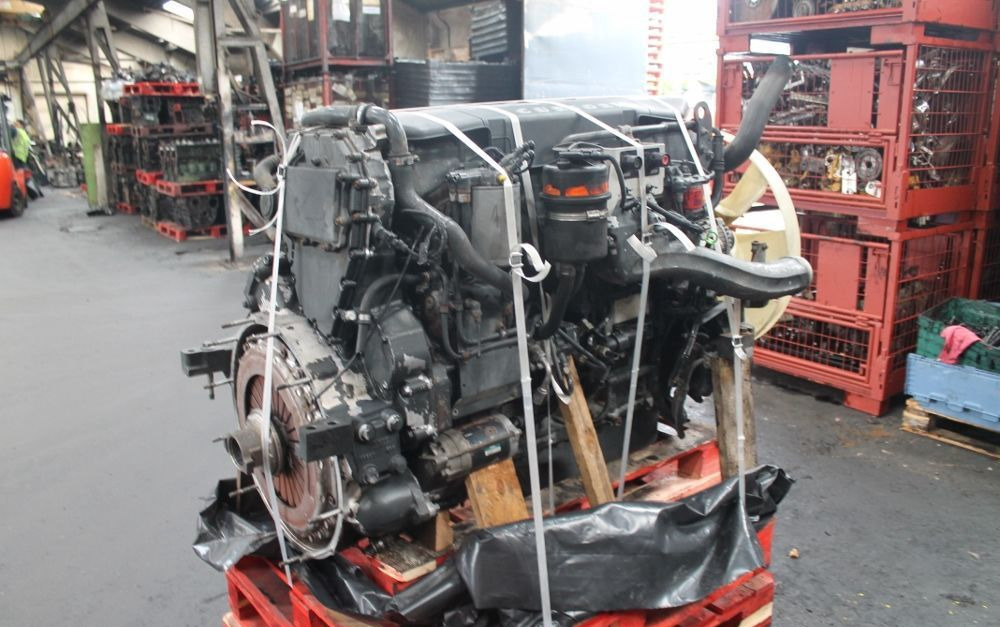 IVECO Trakker - Двигатель: фото 3 IVECO Trakker - Двигатель: фото 3