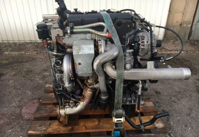 MAN L 2000 - Двигатель: фото 1 MAN L 2000 - Двигатель: фото 1