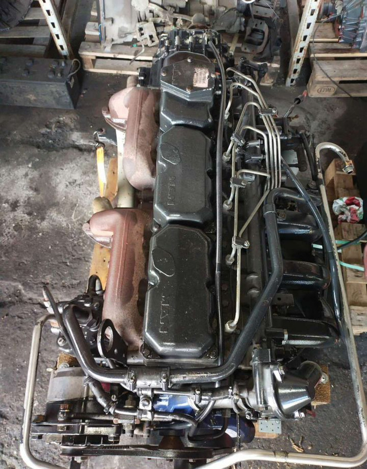 MAN L 2000 - Двигатель: фото 1 MAN L 2000 - Двигатель: фото 1