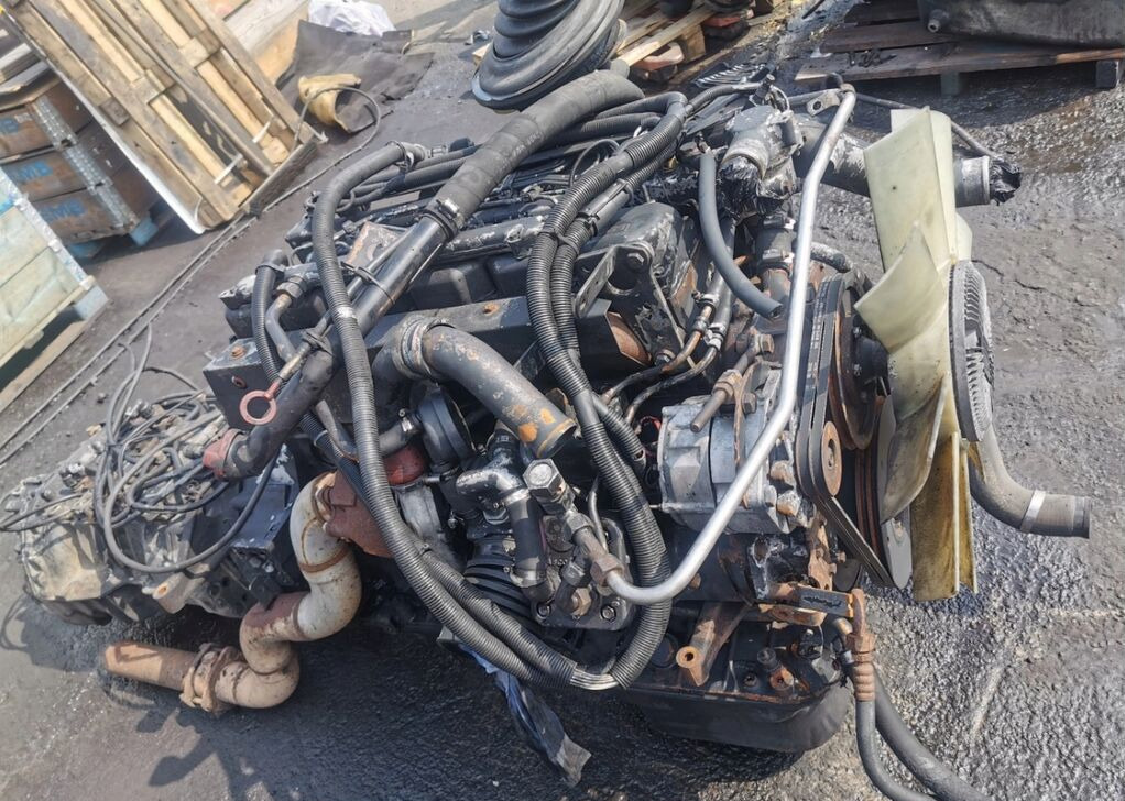 MAN L 2000 - Двигатель: фото 2 MAN L 2000 - Двигатель: фото 2