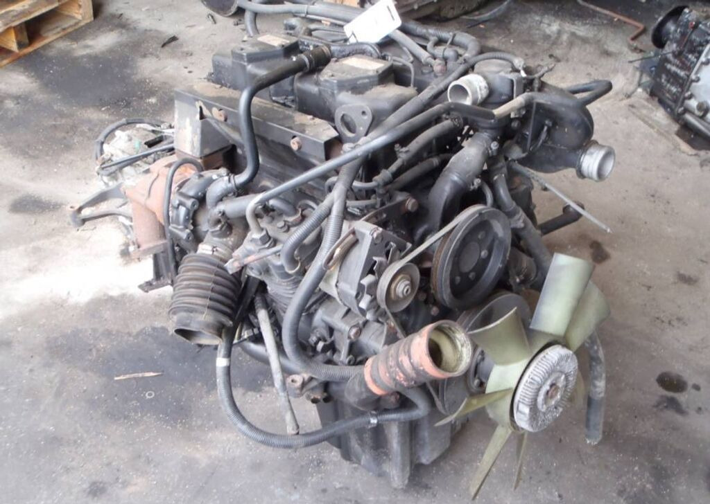 MAN L 2000 - Двигатель: фото 1 MAN L 2000 - Двигатель: фото 1