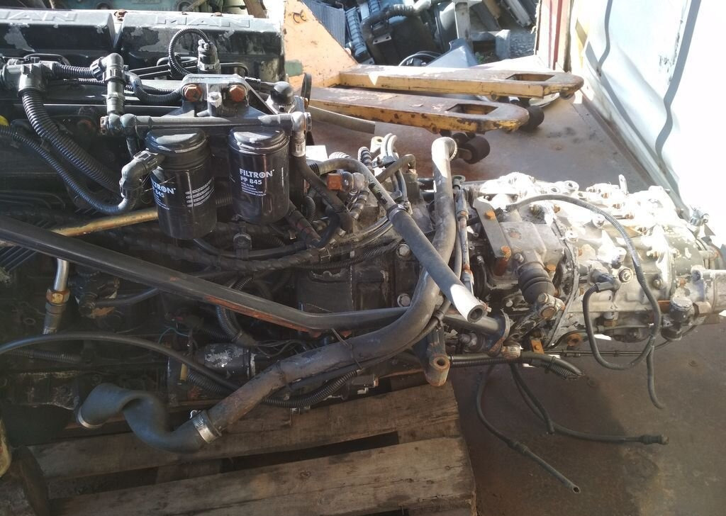 MAN LE - Двигатель: фото 5 MAN LE - Двигатель: фото 5