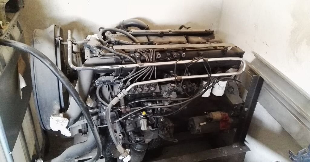 MAN LE - Двигатель: фото 1 MAN LE - Двигатель: фото 1