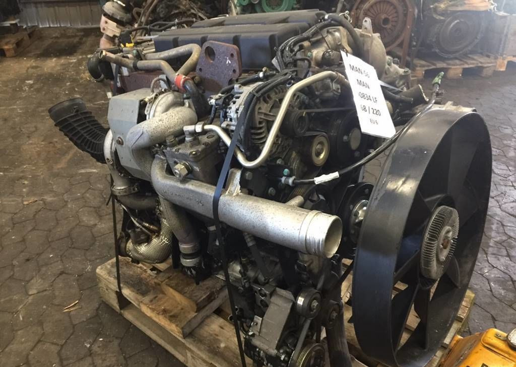 MAN LE - Двигатель: фото 2 MAN LE - Двигатель: фото 2