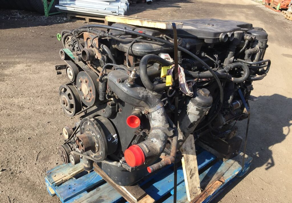 MAN LE - Двигатель: фото 1 MAN LE - Двигатель: фото 1