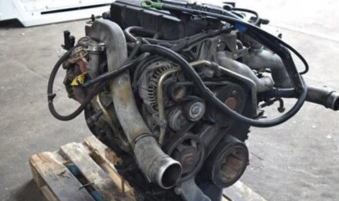 MAN M 2000 - Двигатель: фото 1 MAN M 2000 - Двигатель: фото 1