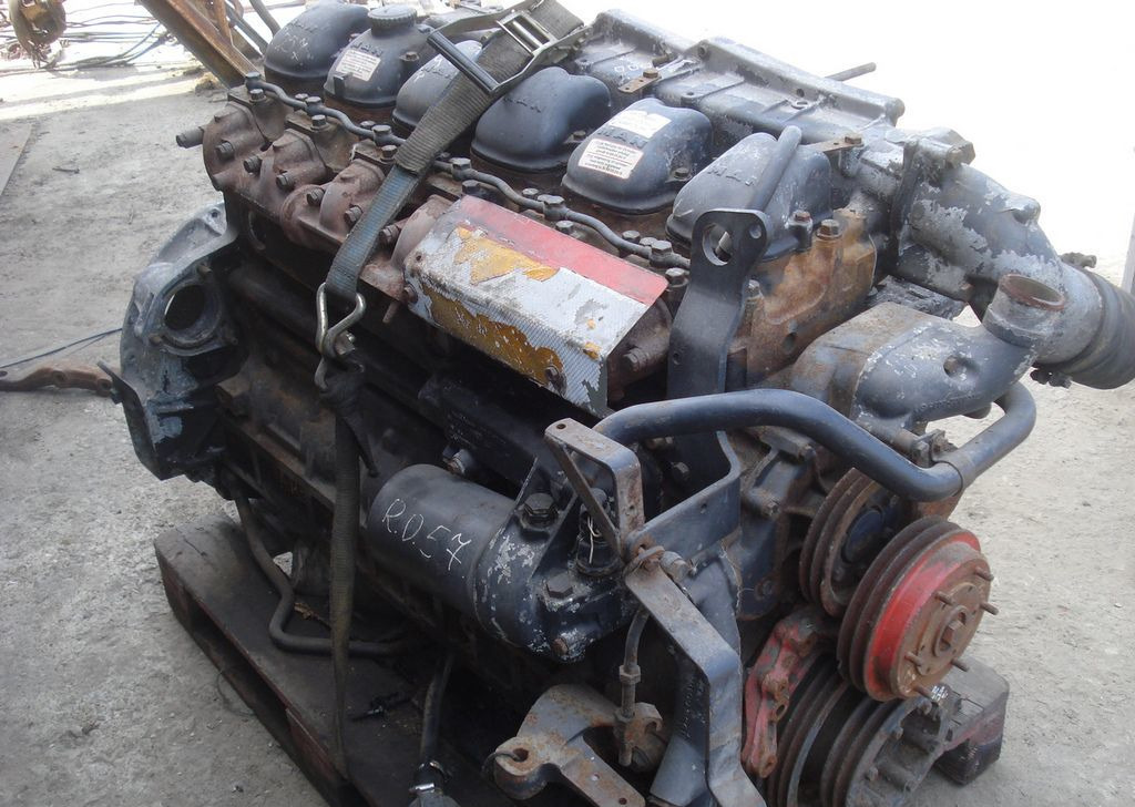 MAN TGA 18.350 - Двигатель: фото 1 MAN TGA 18.350 - Двигатель: фото 1