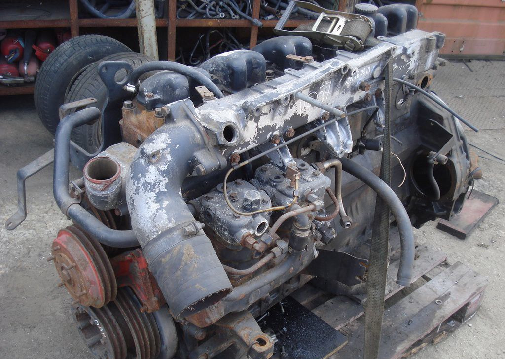 MAN TGA 18.350 - Двигатель: фото 2 MAN TGA 18.350 - Двигатель: фото 2