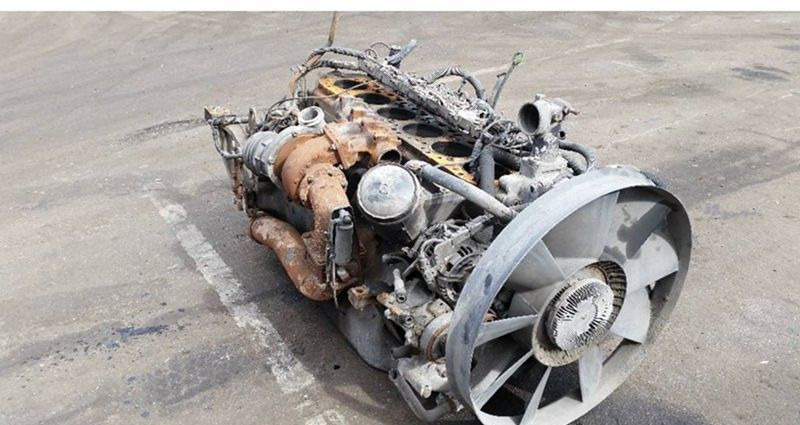 MAN TGA 40.480 - Двигатель: фото 3 MAN TGA 40.480 - Двигатель: фото 3